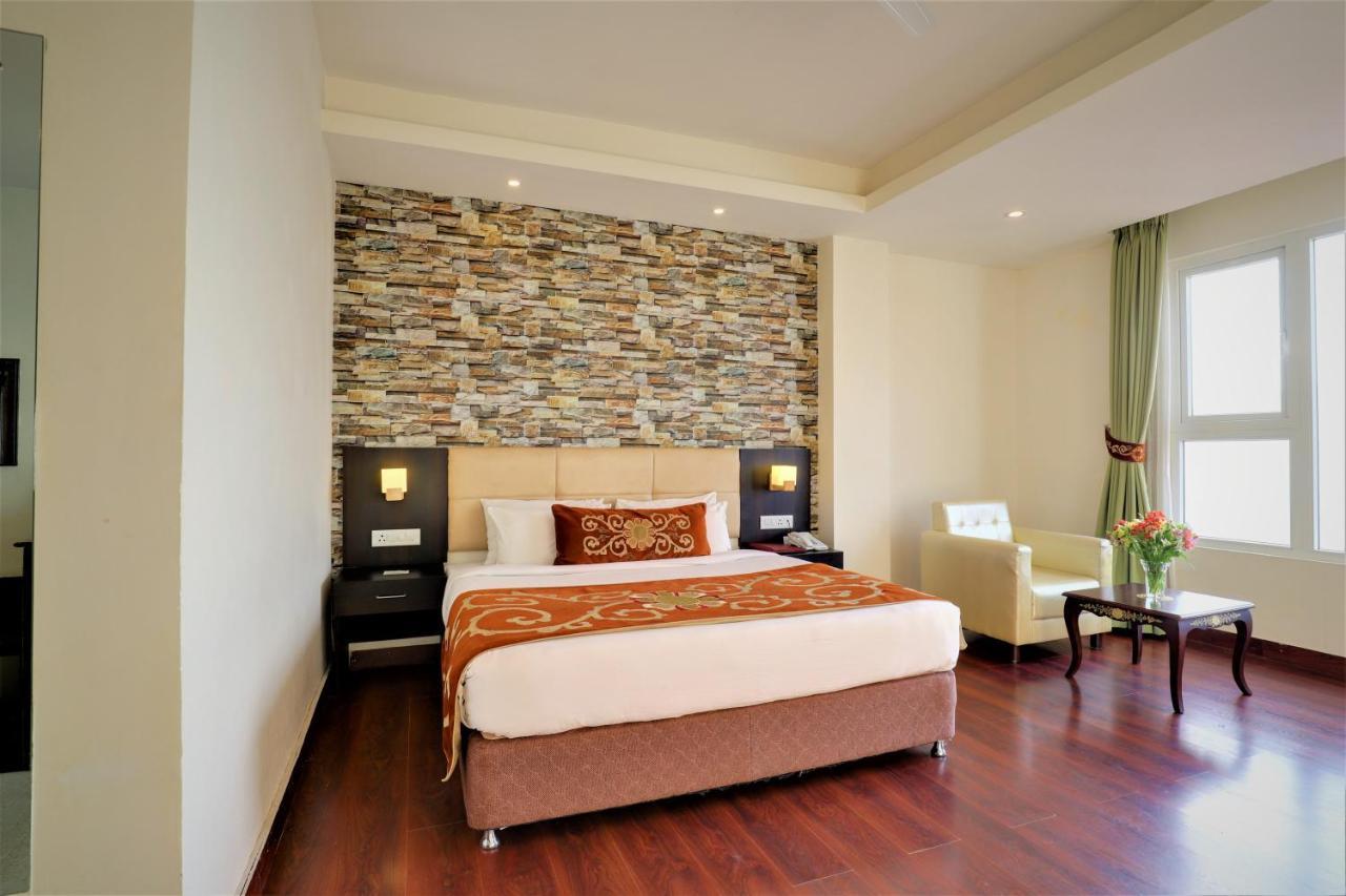 Summit Denzong Hotel & Spa Гангток Экстерьер фото